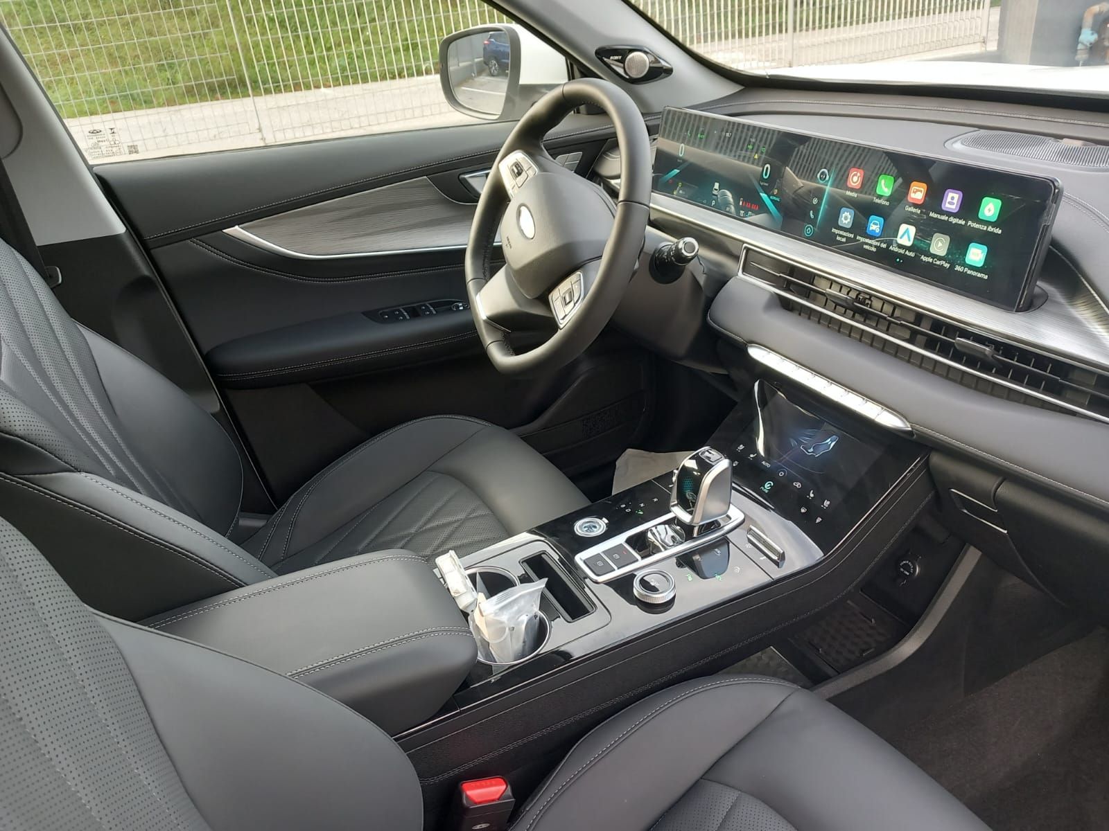 DR Automobiles  7.0 1.5 Plug-in Hybrid