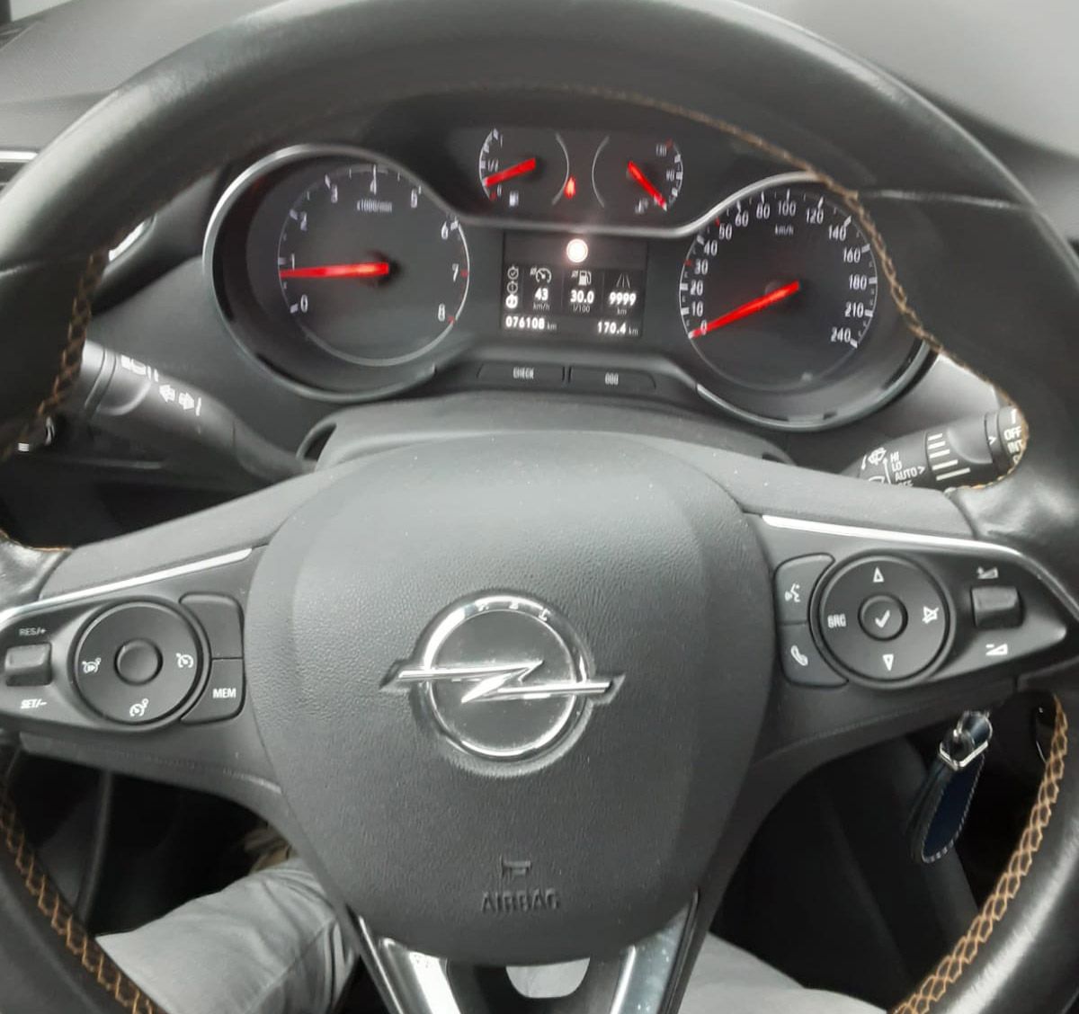 Opel Crossland X 1.2 12V Benz/GPL